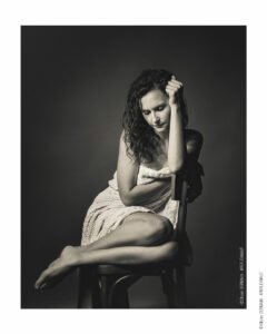 Portrait noir et blanc femme Niort, artistique