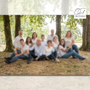 Une belle séance photo de famille au Parc de Villiers-en-Plaine